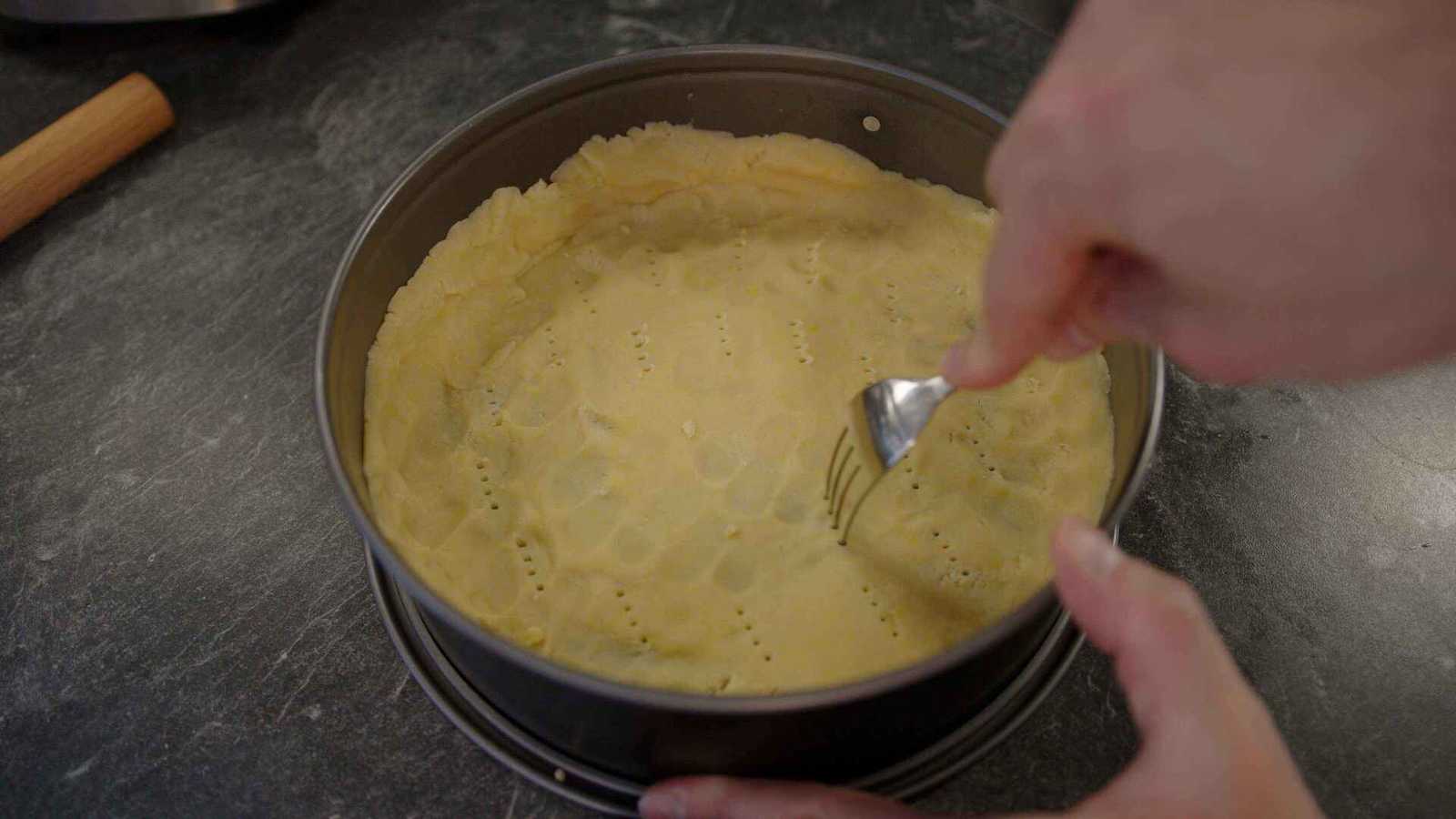 Stabbing the dough