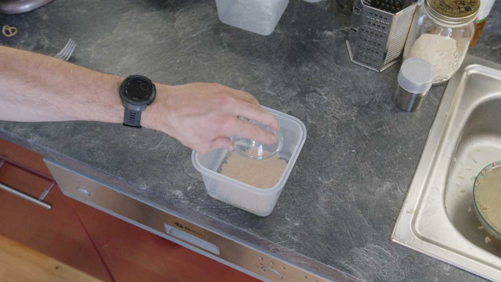 Dry yeast getting added to water